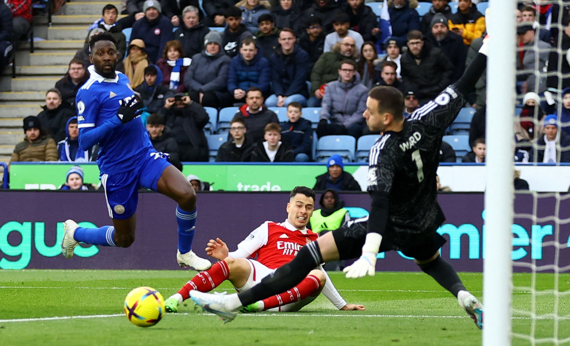 据医生声明 据医生声明